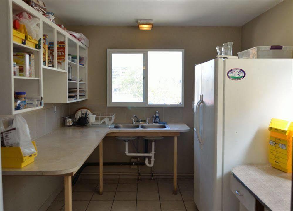 Bent Prop Inn & Hostel Of Alaska - Downtown แองเคอเรจ ภายนอก รูปภาพ